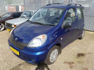 Toyota Yaris-verso  picture 1