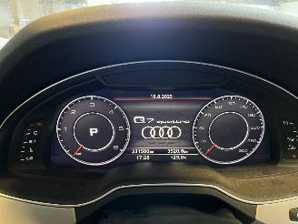 Audi Q7 3.0 TDI quattro Pro Line + 7p picture 19