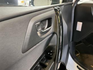 Toyota Auris Touring Sports 1.8 Hybrid picture 18