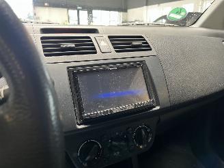 Suzuki Swift 1.3 picture 21