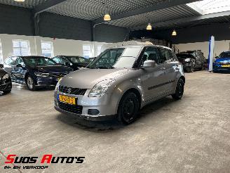 krockskadad bil auto Suzuki Swift 1.3 2010/3