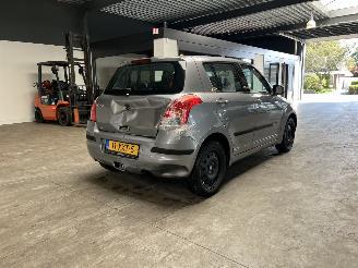Suzuki Swift 1.3 picture 5
