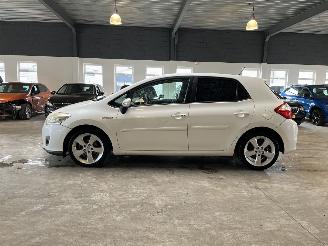 Toyota Auris 1.8 Full Hybrid Dynamic picture 2