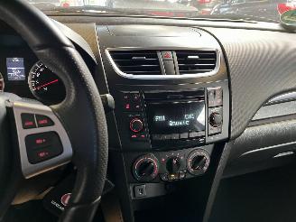 Suzuki Swift 1.2 S-Edition EASSS picture 16