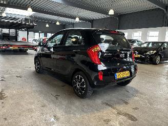 Kia Picanto 1.0 CVVT Airco picture 3