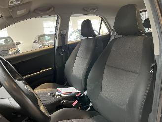 Kia Picanto 1.0 CVVT Airco picture 14
