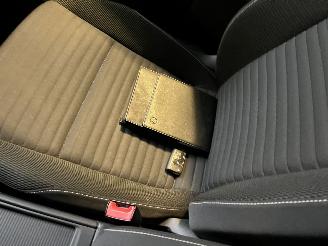 Volkswagen Golf 1.6 TDI Trendline picture 22