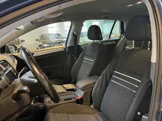 Volkswagen Golf 1.6 TDI Trendline picture 16