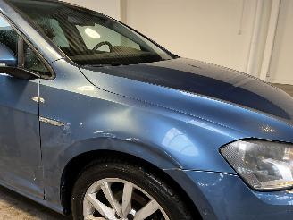 Volkswagen Golf 1.6 TDI Trendline picture 9
