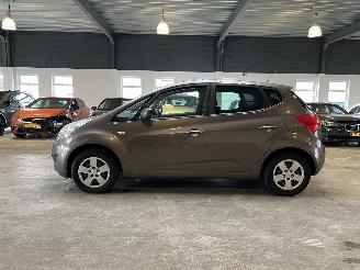 Kia Venga 1.6 CVVT 80.000 KM NAP! picture 2