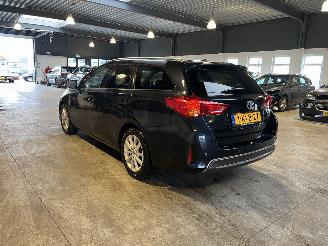 Toyota Auris 1.8 Hybrid Executive Pano VOL! picture 3