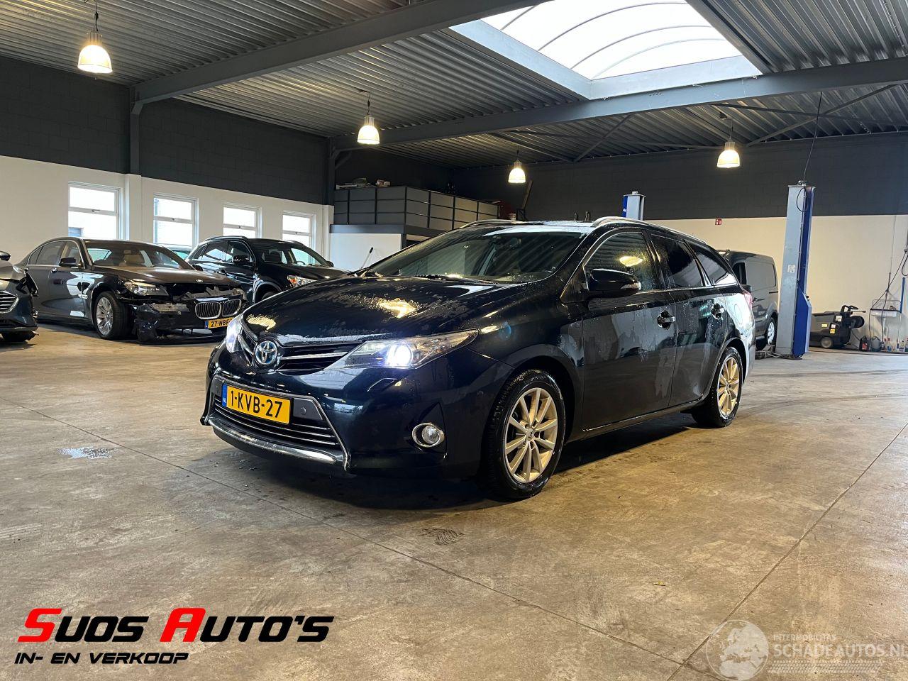 Toyota Auris 1.8 Hybrid Executive Pano VOL!