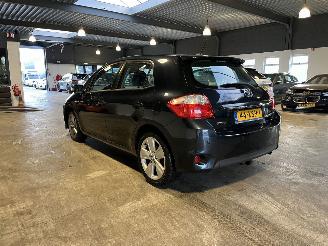 Toyota Auris 1.8 Full Hybrid Executive NL NAP! picture 3