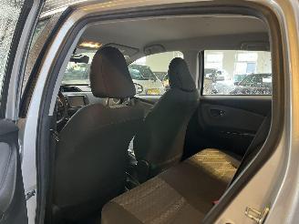 Toyota Yaris 1.3 VVT-i Style Automaat! picture 12