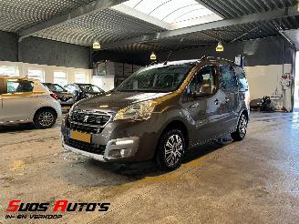 skadebil auto Peugeot Partner TEPEE 1.2 PureTech Allure 2018/3