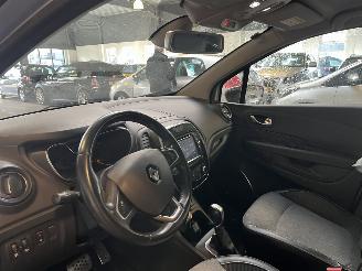Renault Captur 1.2 TCe Bose 52.000 KM Automaat! picture 18