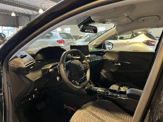 Peugeot 208 1.2 Hybrid 110 Allure 7500 NAP! picture 12