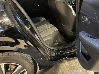 Peugeot 208 1.2 Hybrid 110 Allure 7500 NAP! picture 21