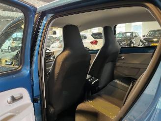 Volkswagen Up! 1.0 BMT move up! picture 13