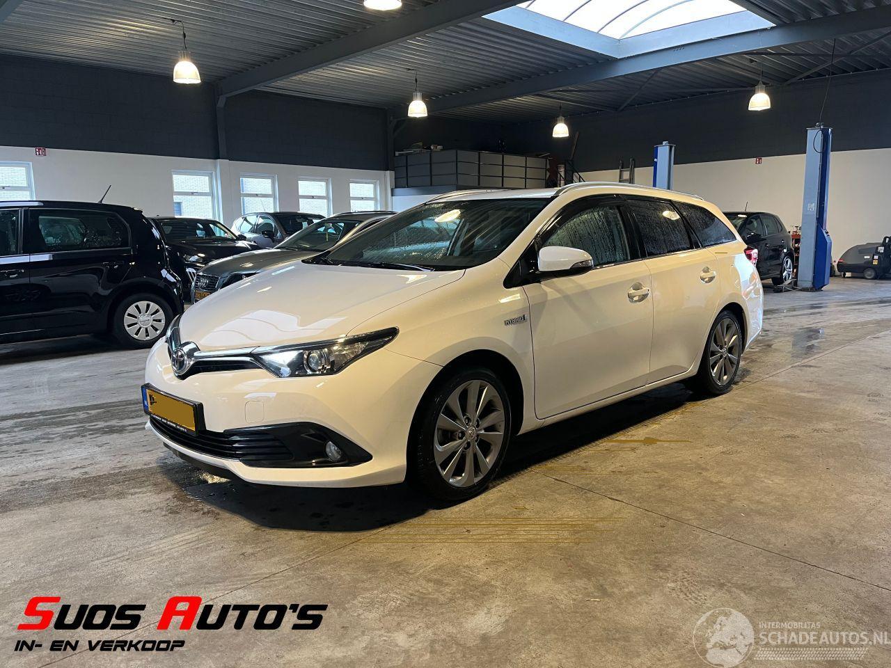 Toyota Auris Touring Sports 1.8 Hybrid