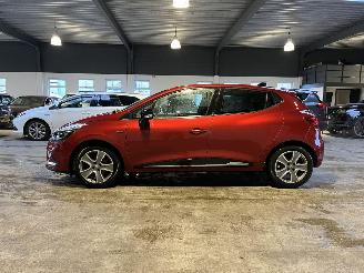 Renault Clio 0.9 TCe Limited 139.000 NAP! picture 2