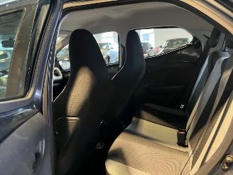 Toyota Aygo 1.0 VVT-i x-play NAP! picture 12