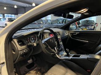 Volvo V-60 2.4 D5 Twin Engine Special Edition picture 16