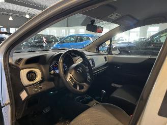 Toyota Yaris 1.5 Full Hybrid Aspiration NAP picture 15