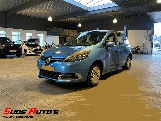 uszkodzony samochody osobowe Renault Scenic 1.2 TCe Expression NAP! 2013/5