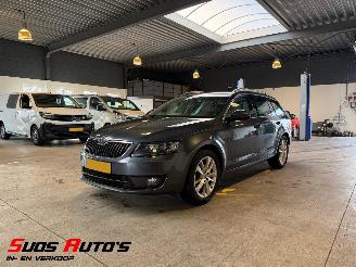 Schadeauto Skoda Octavia 1.4 TSI Greentech Elegance Automaat! 2015/3