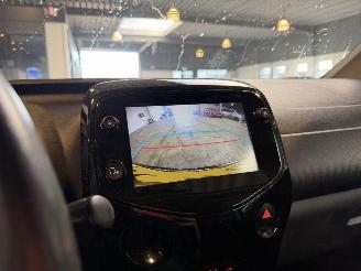 Citroën C1 1.0 VTi Shine picture 24