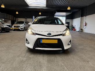 Toyota Yaris 1.5 Full Hybrid Dynamic 105.000 NAP! picture 8