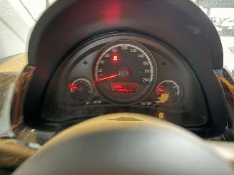 Volkswagen Up! 1.0 cheer up! BlueMotion NAP! picture 17