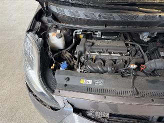 Hyundai Ix20 1.6i i-Vision 103.000 Automaat picture 11