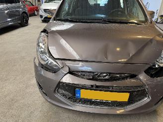 Hyundai Ix20 1.6i i-Vision 103.000 Automaat picture 9