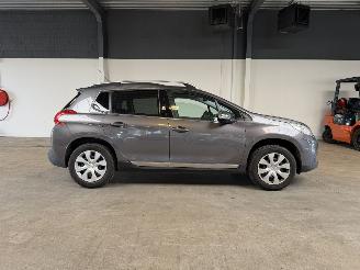 Peugeot 2008 1.2 PureTech Allure Automaat! 90.000 KM! picture 6