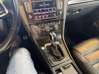 Volkswagen Golf 2.0 TSI GTI Performance Pano Leer VOL! picture 21