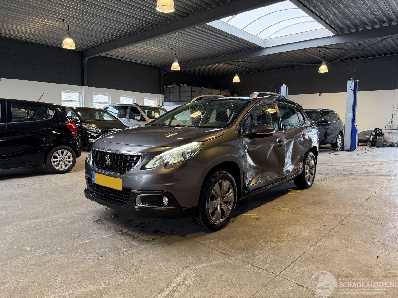 Peugeot 2008 1.2 PureTech Blue Lion