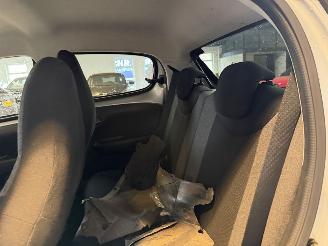 Citroën C1 1.2 PureTech Shine picture 16