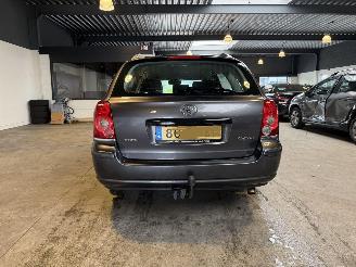 Toyota Avensis Wagon 1.8 VVTi Luna picture 4
