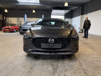 Mazda 3 2.0 e-SkyActiv G 122 picture 8