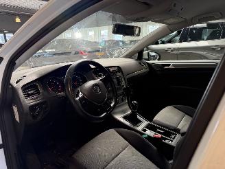 Volkswagen Golf 1.2 TSI Trendline picture 13