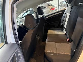 Volkswagen Golf 1.2 TSI Trendline picture 11