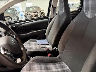 Peugeot 108 1.0 e-VTi Active TOP! picture 16