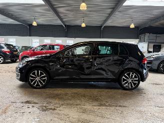 Volkswagen Golf E EDITION! 54.000 NAP! picture 3