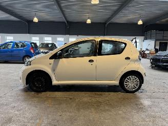 Toyota Aygo 1.0 VVT-i Now NAP! picture 2