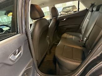 Kia Stonic T-GDi ExecutiveLine picture 13