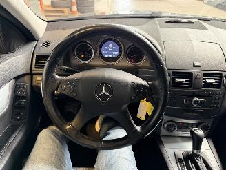 Mercedes C-klasse 180 CGI Avantgarde picture 17