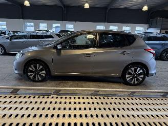 Nissan Pulsar 1.2 DIG-T Tekna picture 2