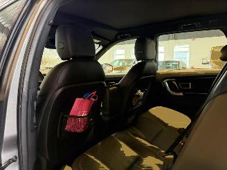 Land Rover Discovery Sport 2.0 TD4 HSE Luxury picture 9